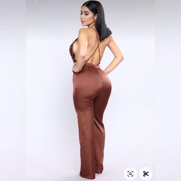 Miss Avenue brown sequins open back jumpsuit - Picture 7 of 15